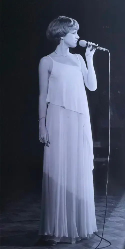 Singing The Registry